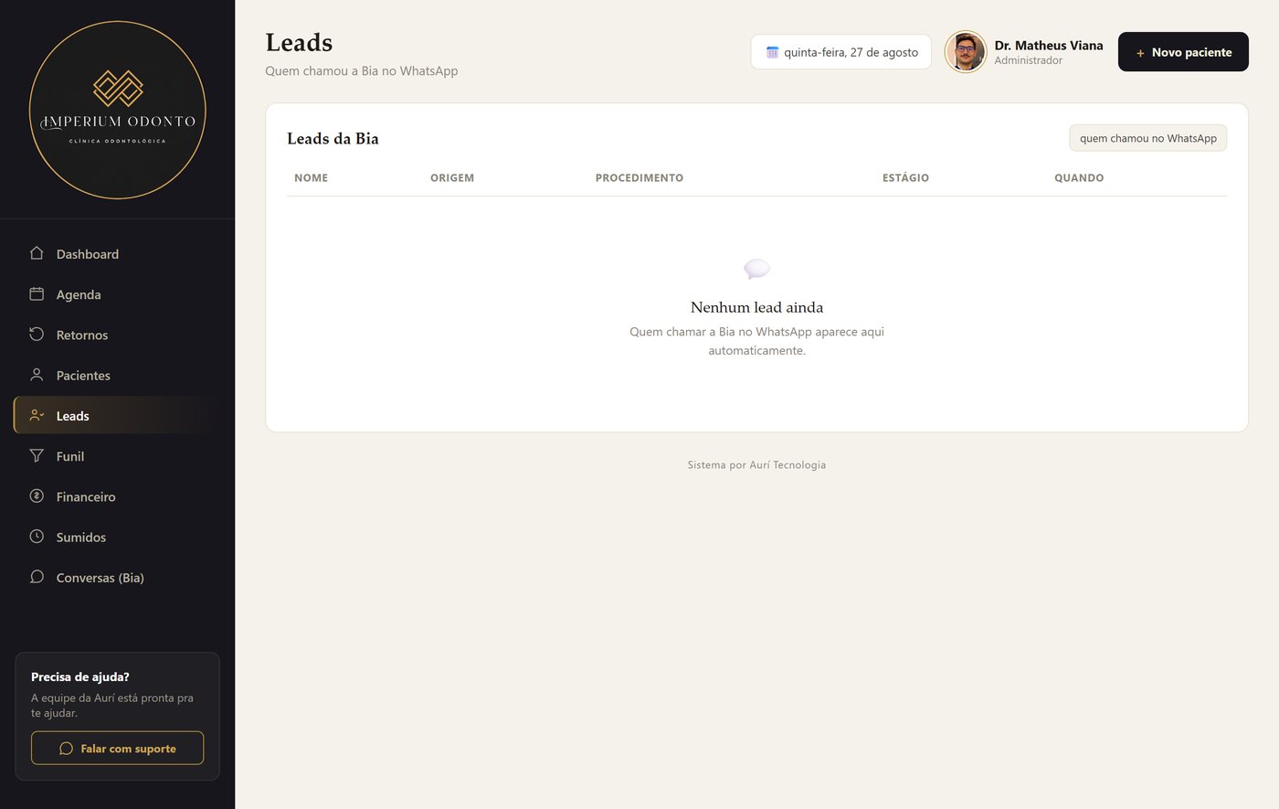Lista de leads captados pela Bia no WhatsApp, com origem, procedimento e estágio